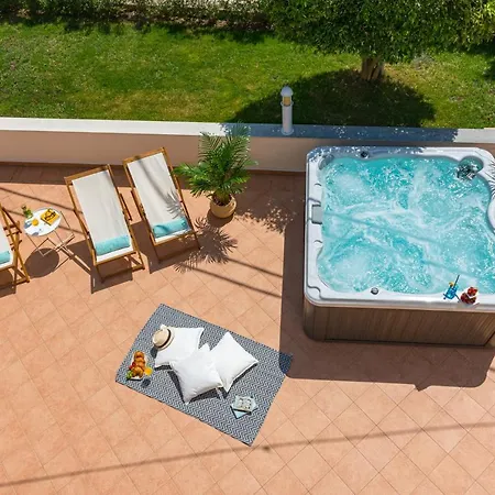 Mavis - 10 Minutes To Dubrovnik Gornji Brgat